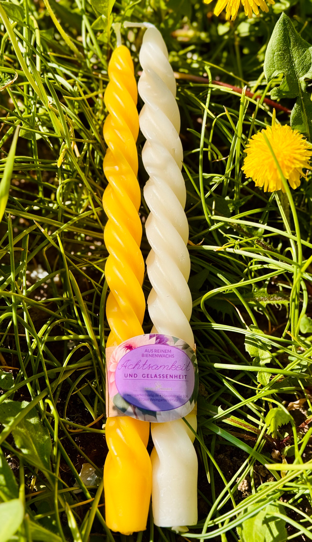 Büdel gedrehte Stabkerzen aus Bienenwachs