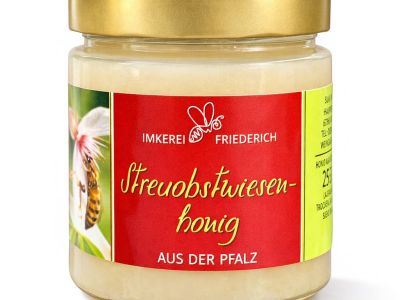 Produktbild Streuobstwiesenhonig auf weissem Untergrund